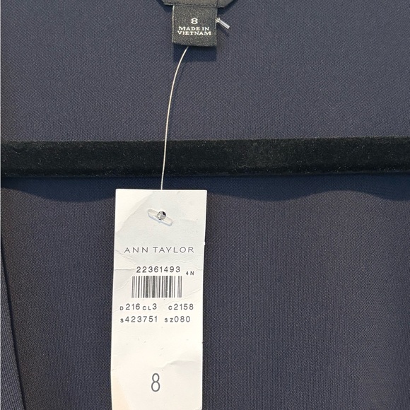 NWT Ann Taylor Elegant Navy Wrap Dress 8 - Picture 3 of 4